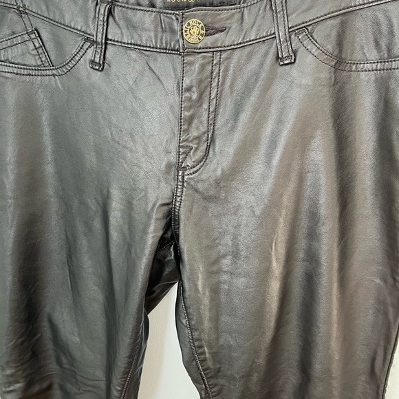 Rock &‎ Republic Black Skinny Pants - Picture 2 of 14
